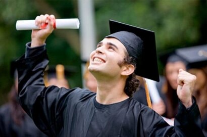 77 de studenți din țară vor beneficia de una din bursele: Guvernului, Republicii, Gaudeamus sau Bursa Președintelui